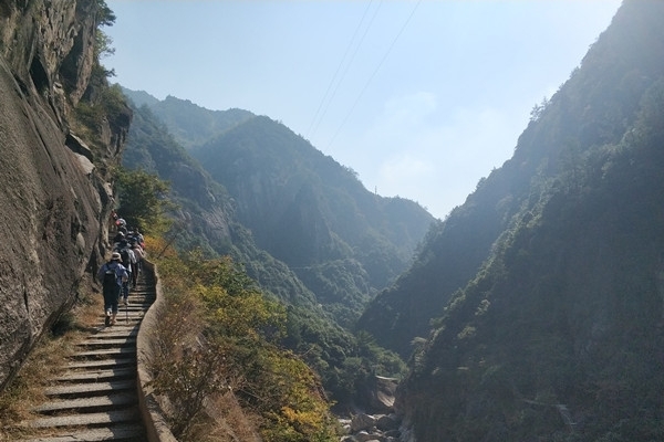 这山间小道