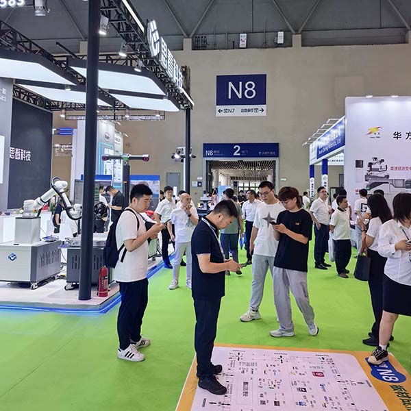 立嘉智能装备展